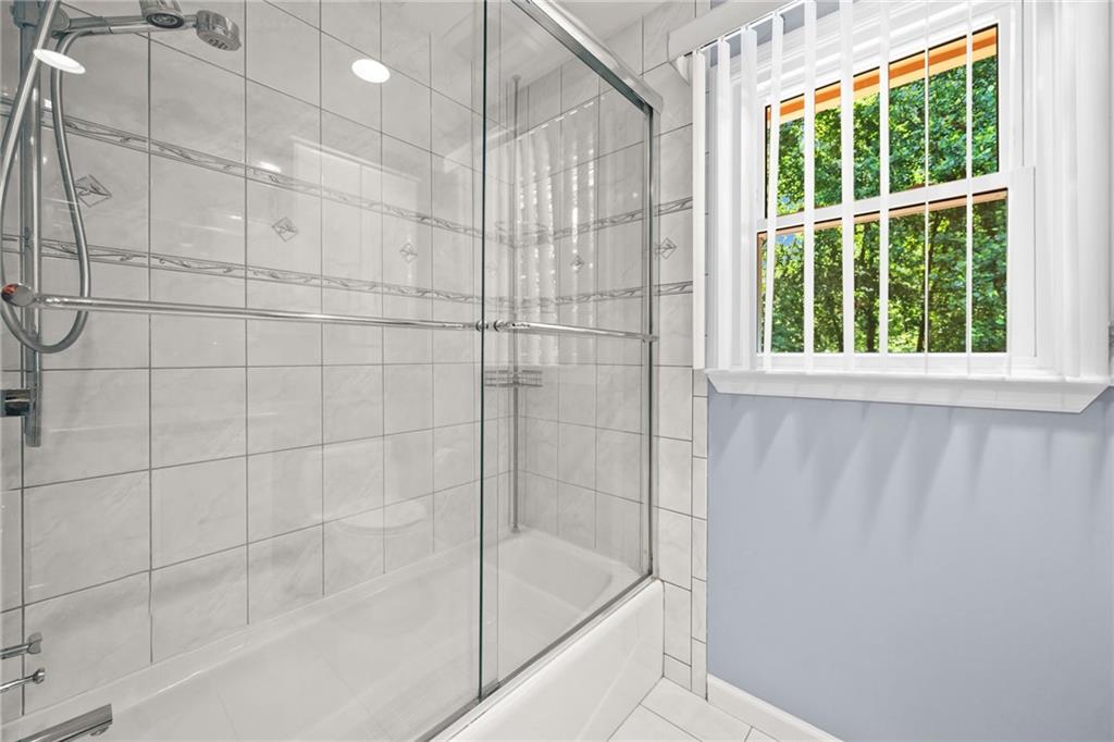 5228 Forest Brook Parkway