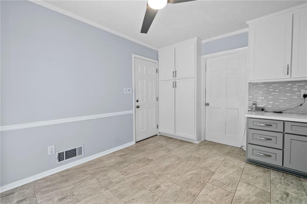 5228 Forest Brook Parkway