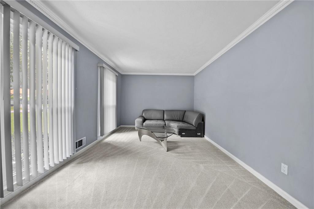 5228 Forest Brook Parkway