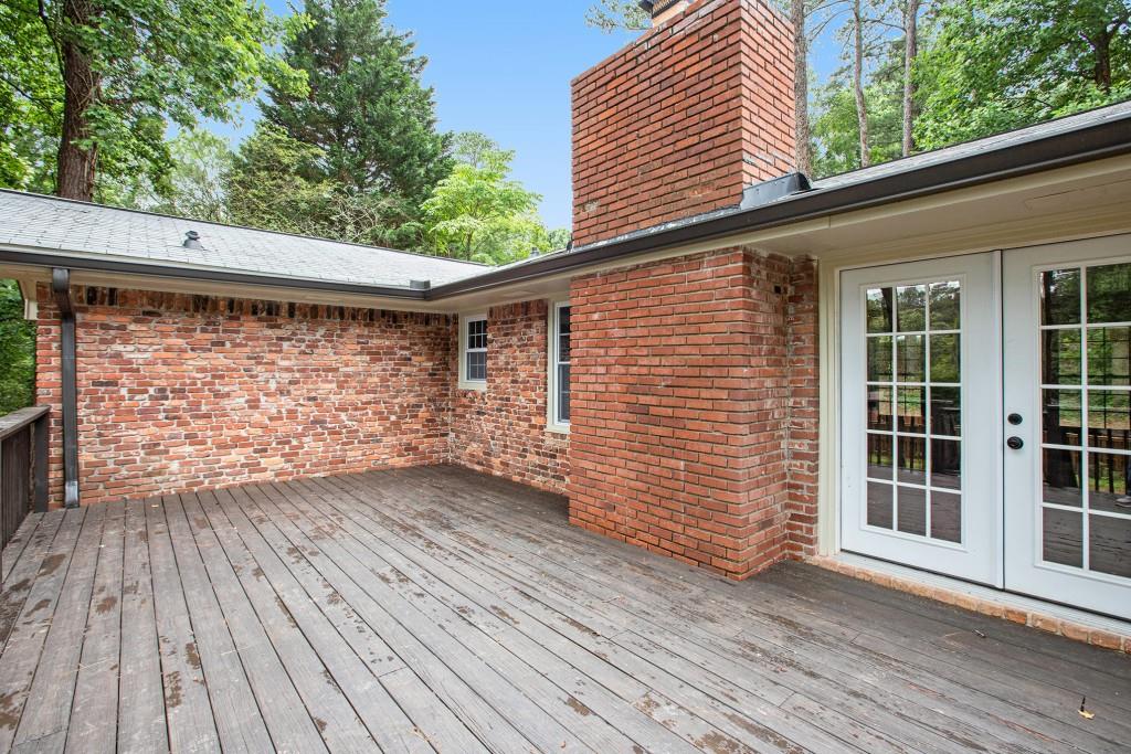 2695 Peeler Road