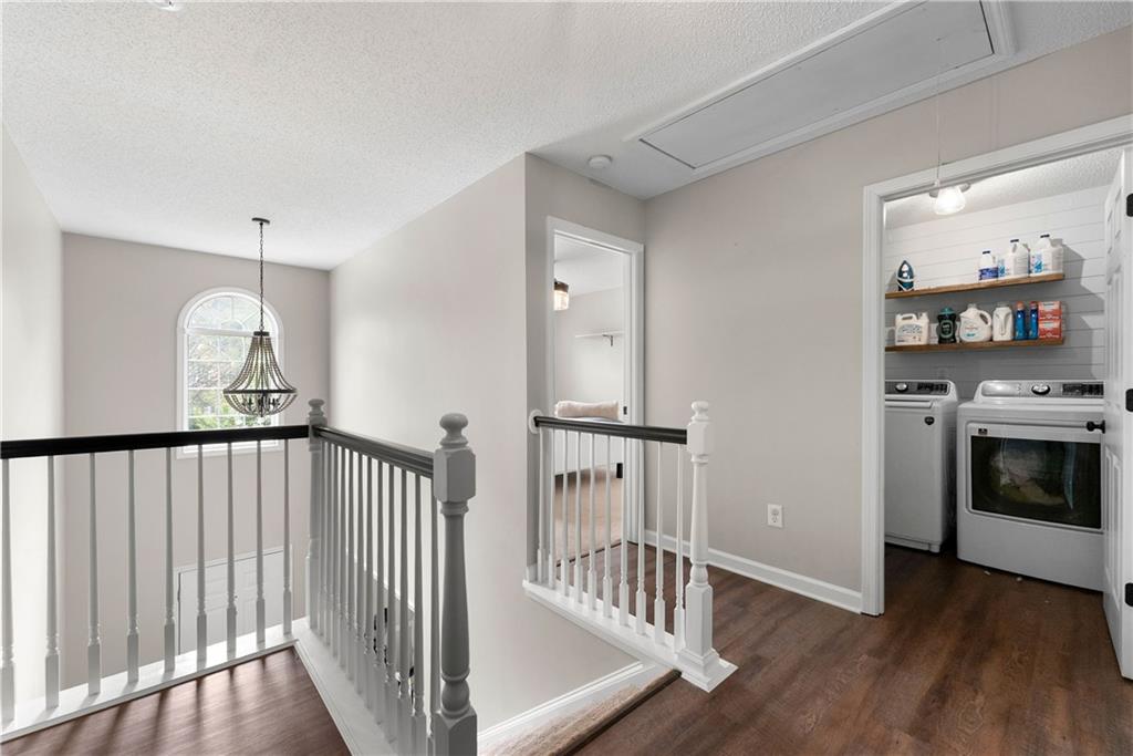 5560 Sylvania Drive SE