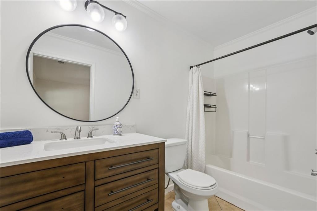 2932 Ashlyn Pointe Drive