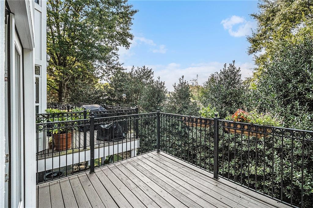 774 Inman Mews Drive NE