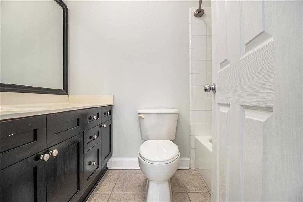 774 Inman Mews Drive NE