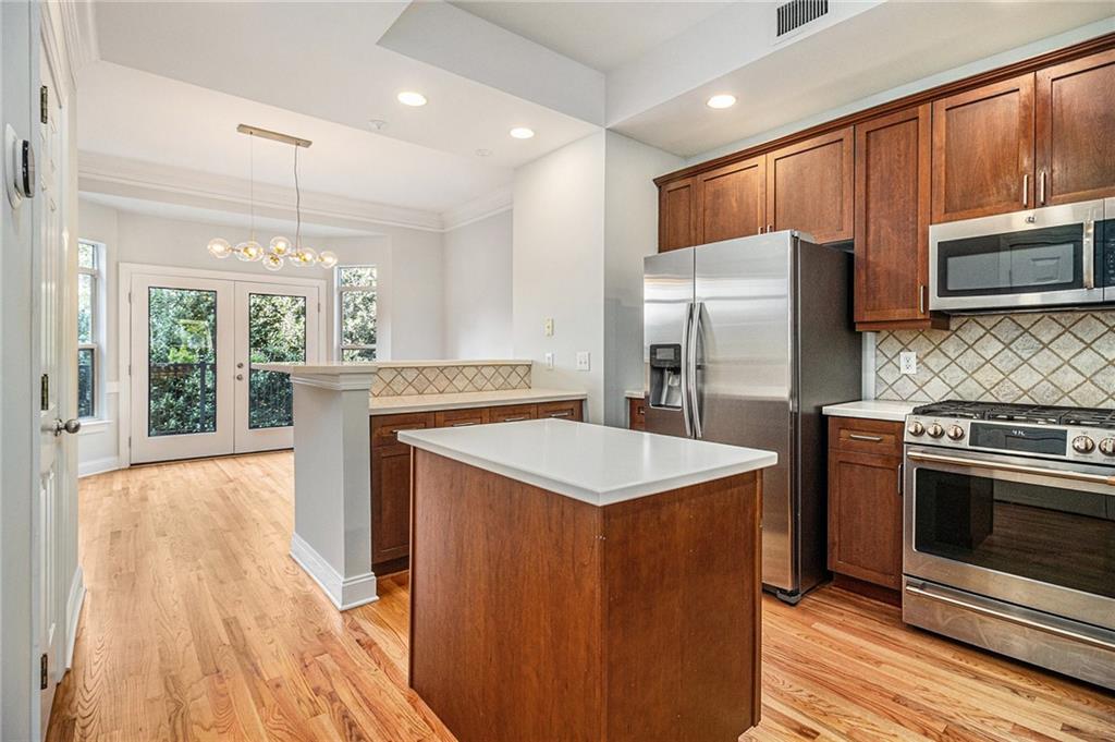 774 Inman Mews Drive NE