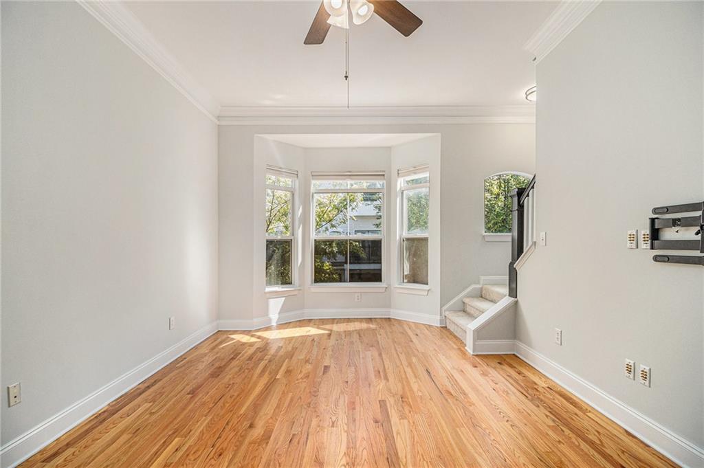 774 Inman Mews Drive NE