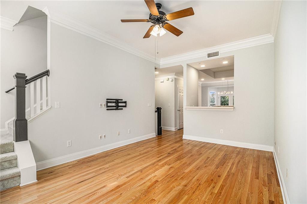 774 Inman Mews Drive NE