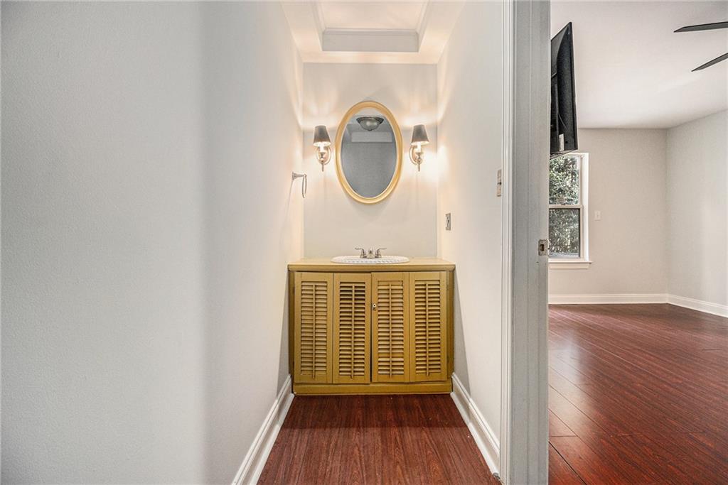 774 Inman Mews Drive NE