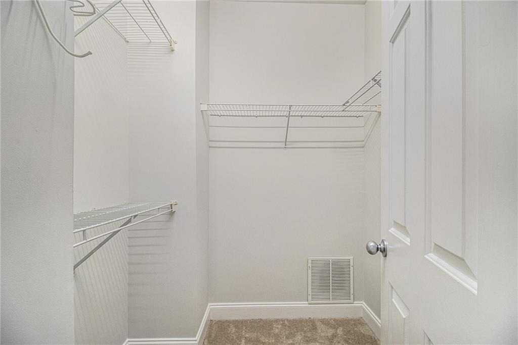 774 Inman Mews Drive NE