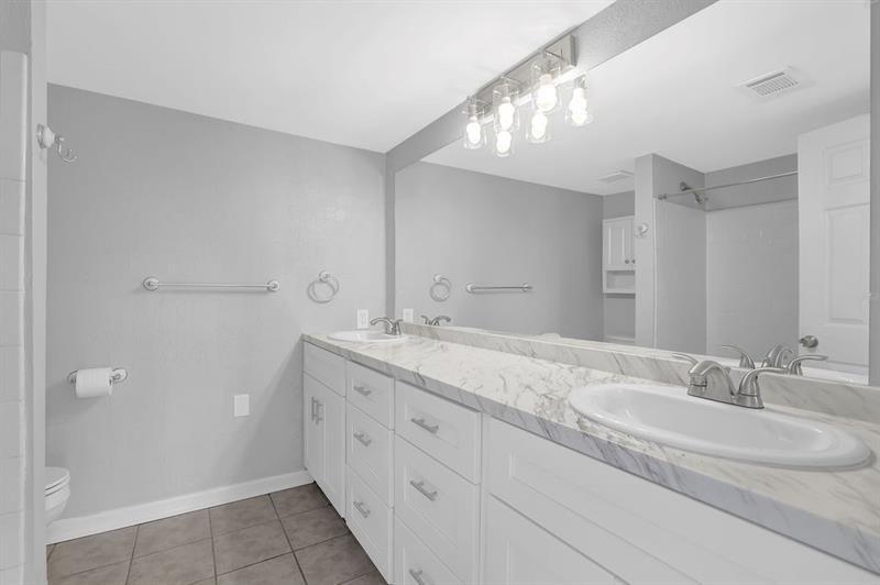 6851 Roswell Road Unit C7