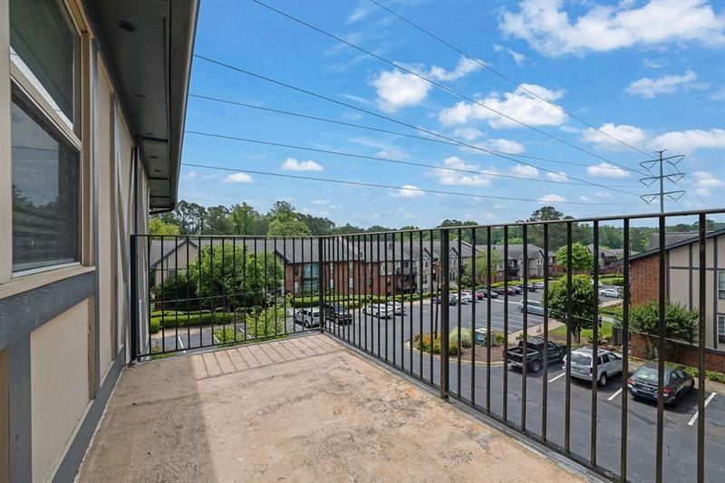 6851 Roswell Road Unit C7