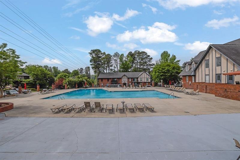 6851 Roswell Road Unit C7