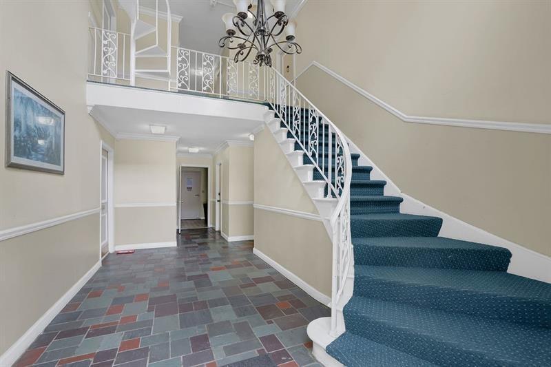 6851 Roswell Road Unit C7