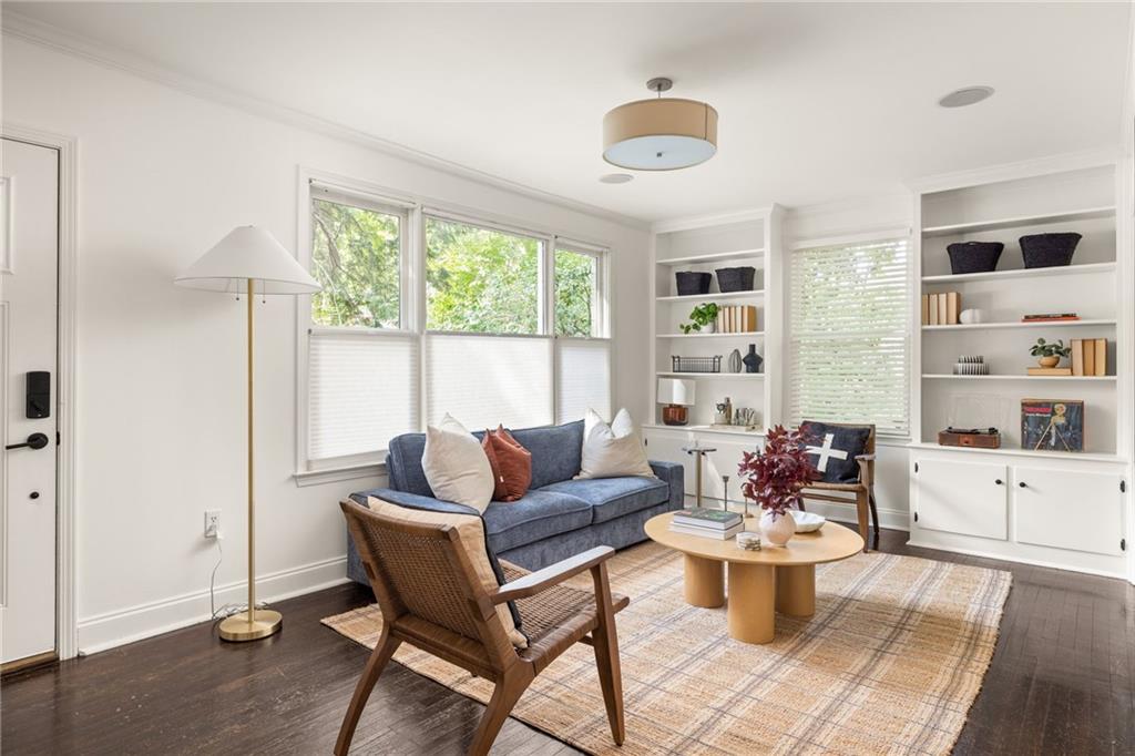 2880 Glenwood Avenue SE