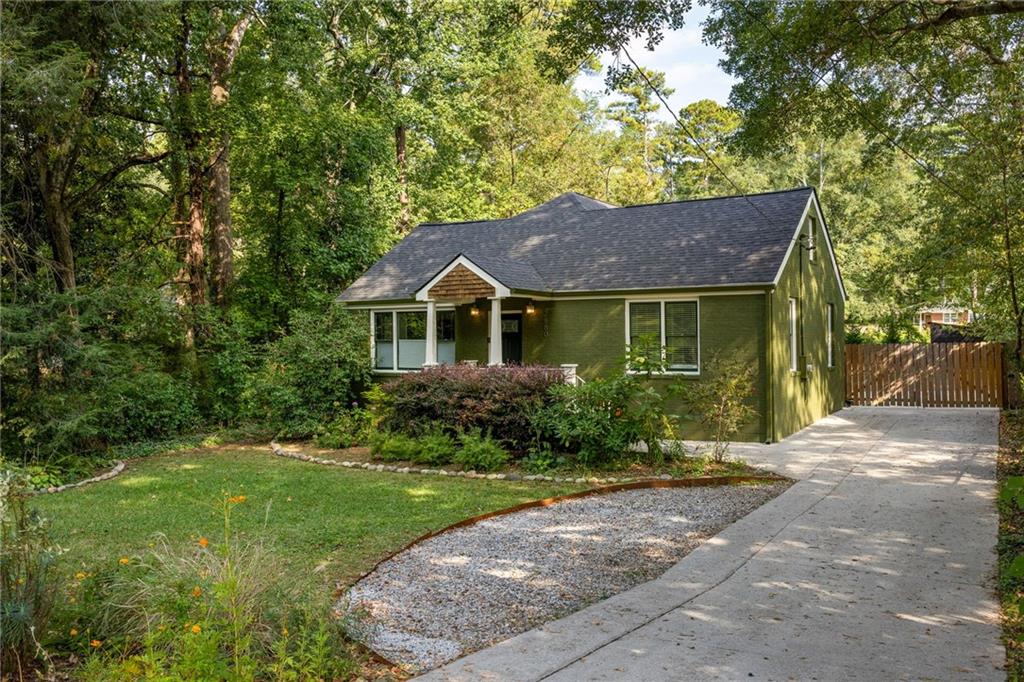 2880 Glenwood Avenue SE