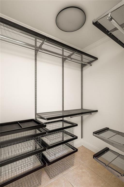 2880 Glenwood Avenue SE