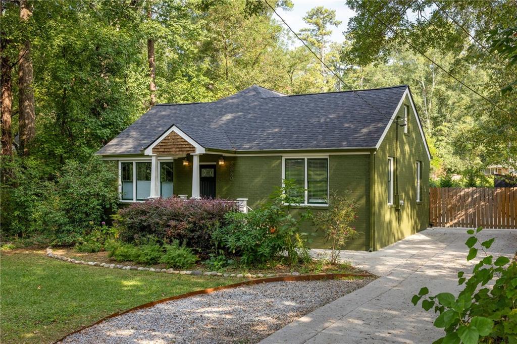 2880 Glenwood Avenue SE