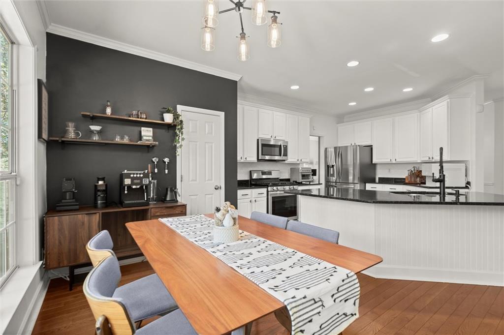 1906 Hidden Springs Path SE