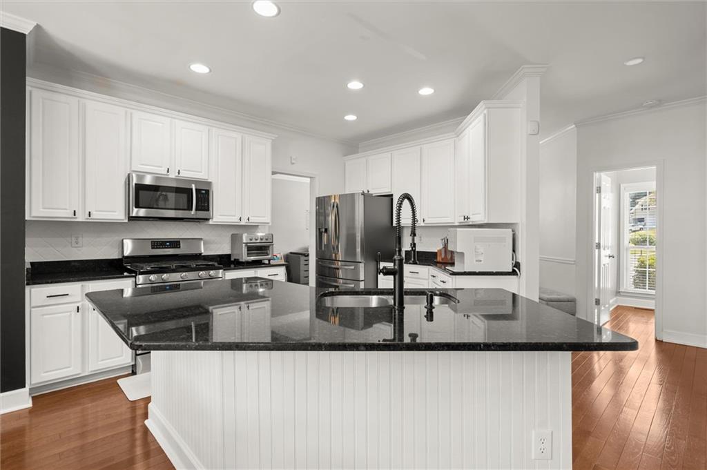 1906 Hidden Springs Path SE