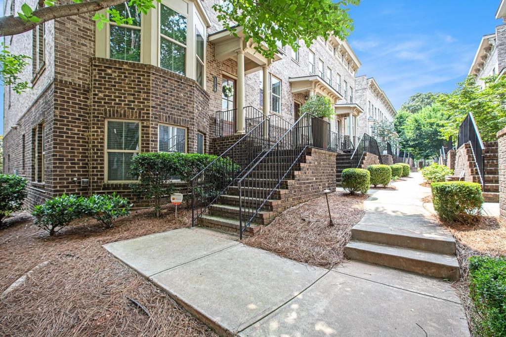 1216 Virginia Court NE Unit 8A