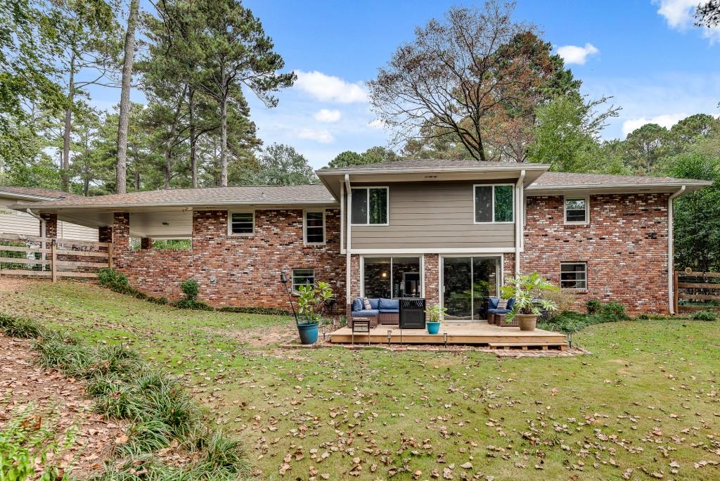 2430 Sherbrooke Court NE