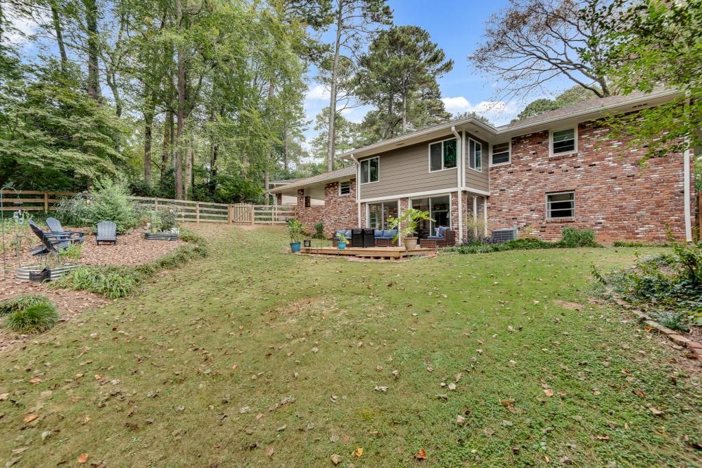 2430 Sherbrooke Court NE