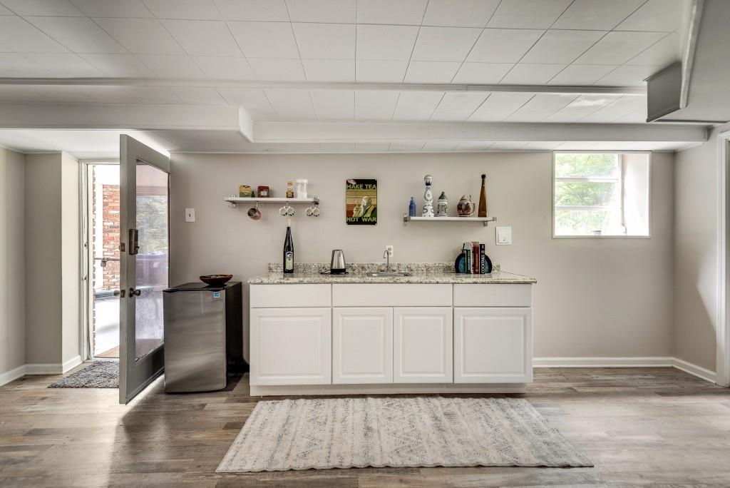 2430 Sherbrooke Court NE