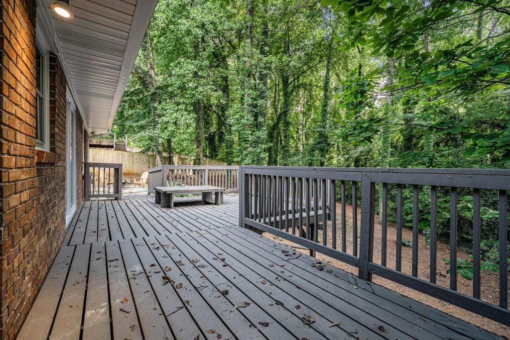 3390 Kenland Road SE