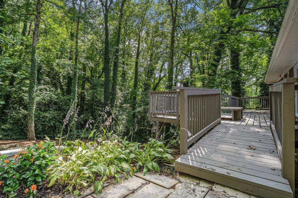 3390 Kenland Road SE