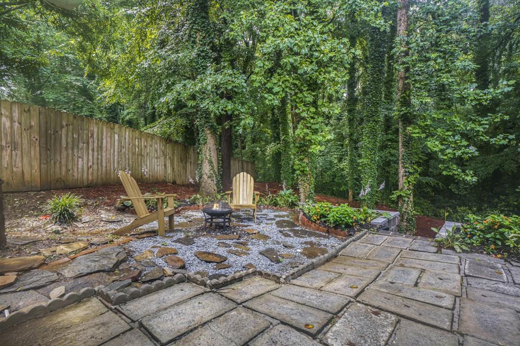 3390 Kenland Road SE