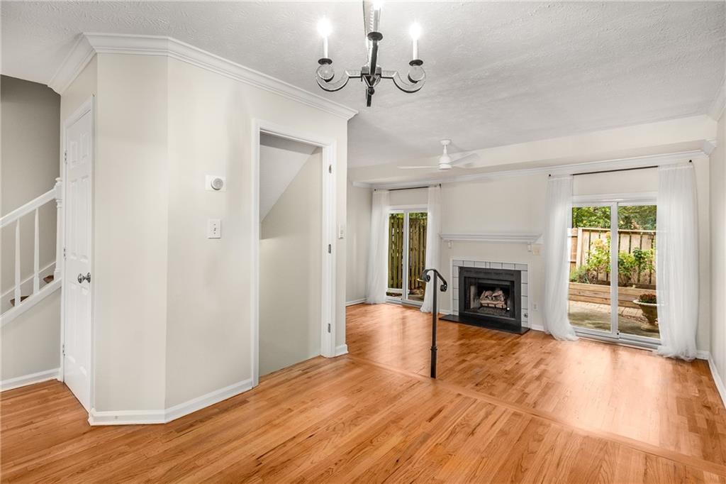 117 Woodbury Place