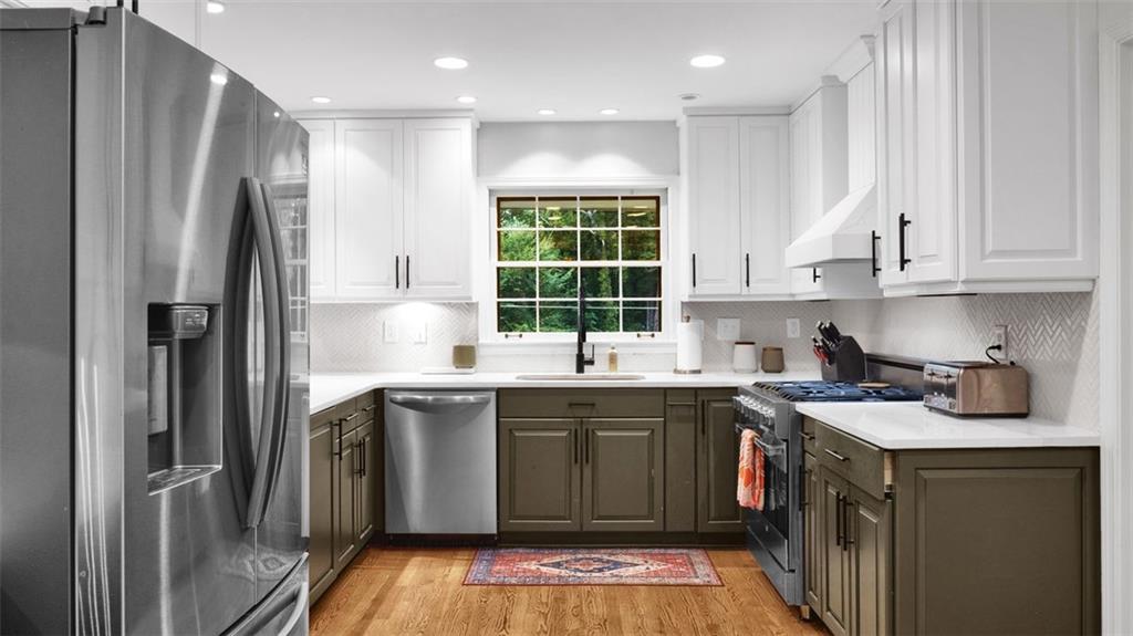 2793 Woodland Park Drive NE