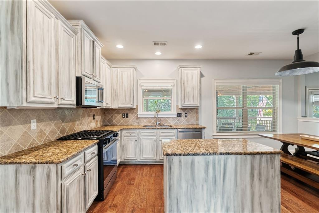 4395 Saint Andrews Crest Drive