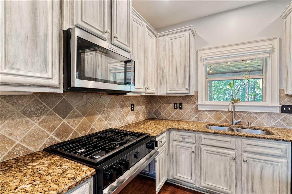 4395 Saint Andrews Crest Drive