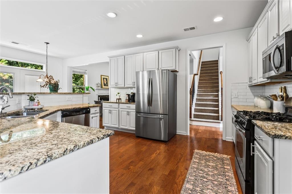 6175 Beaver Crossing Drive