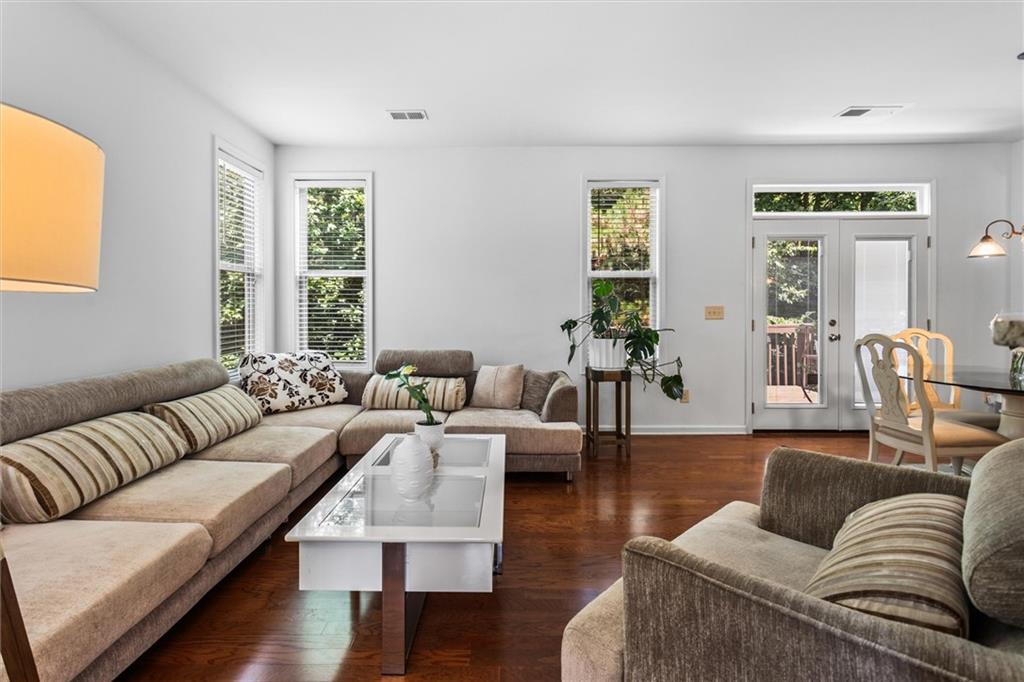 6175 Beaver Crossing Drive