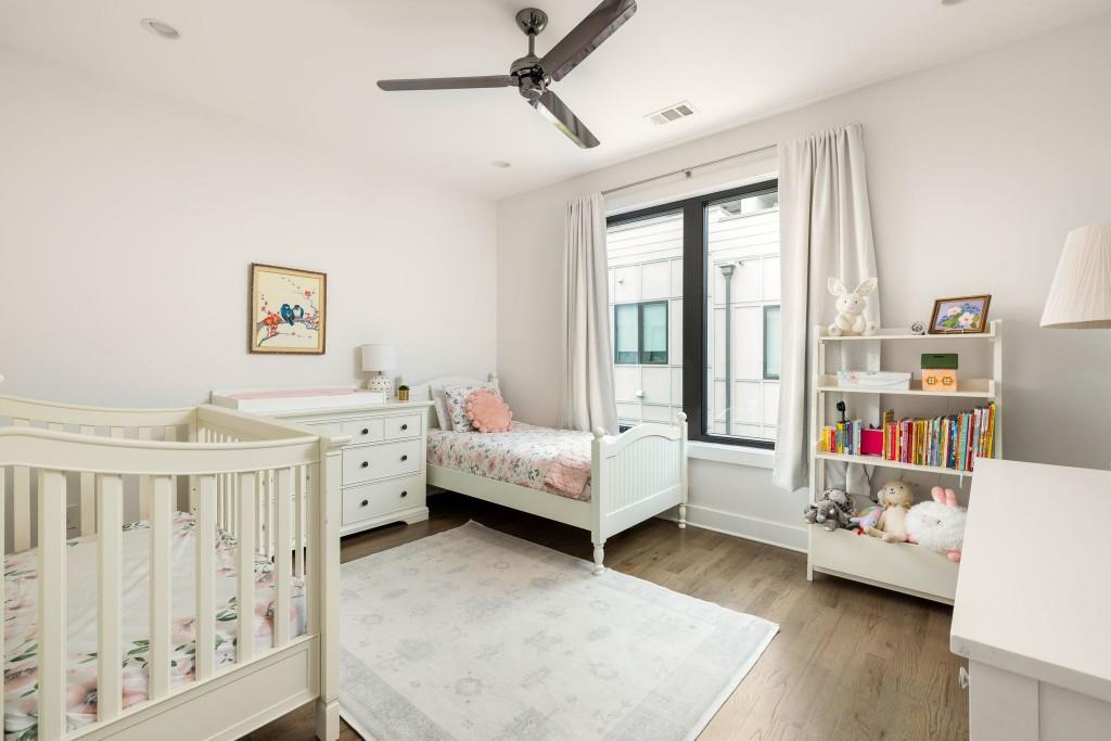 550 N Highland Avenue NE Unit 4
