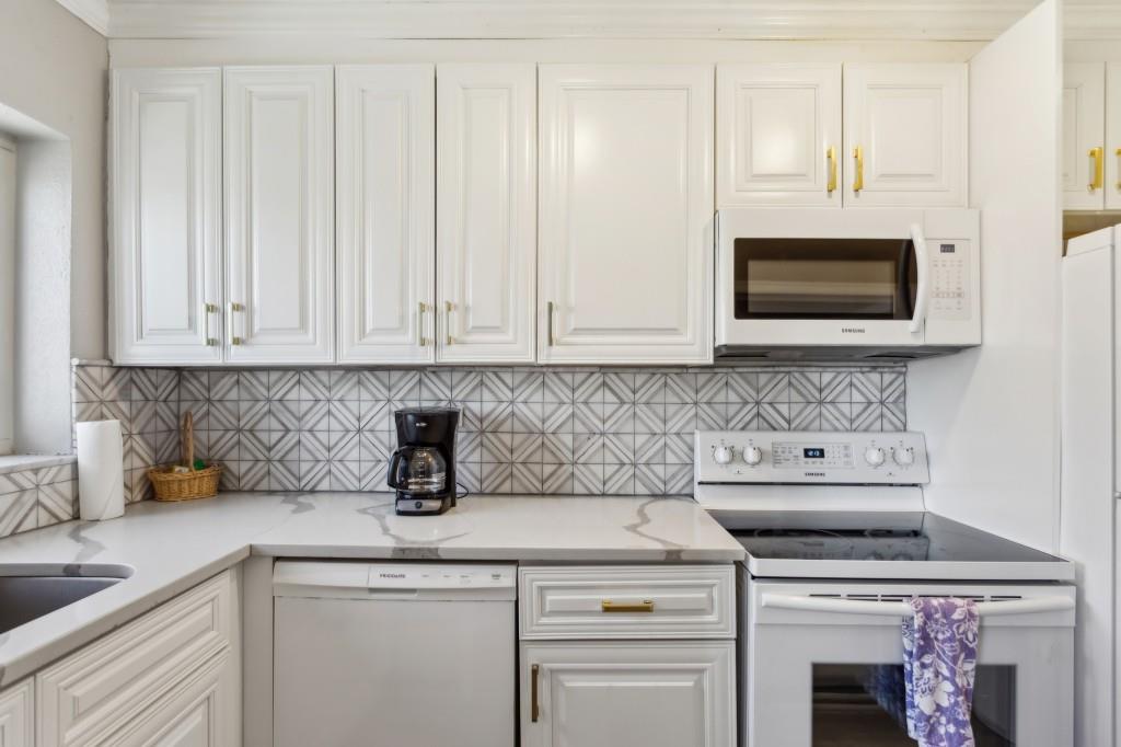 300 Peachtree Street NE