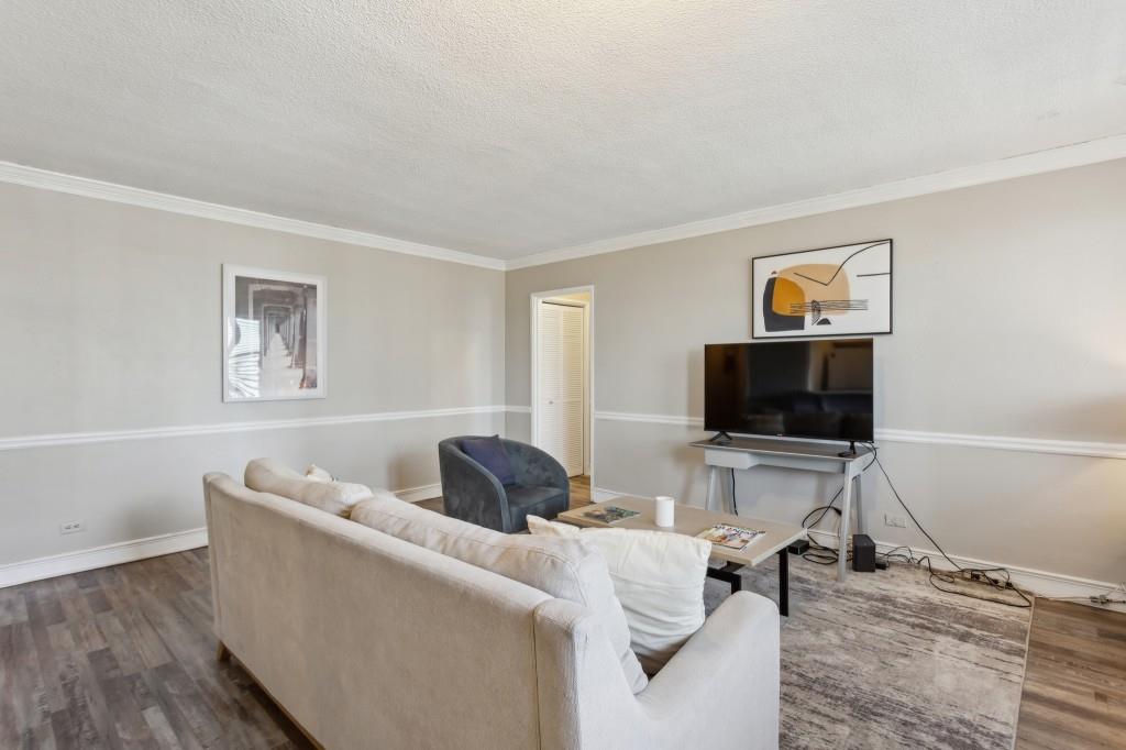 300 Peachtree Street NE