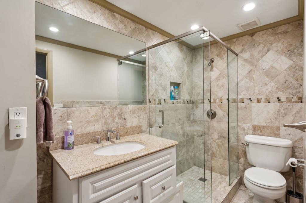 300 Peachtree Street NE