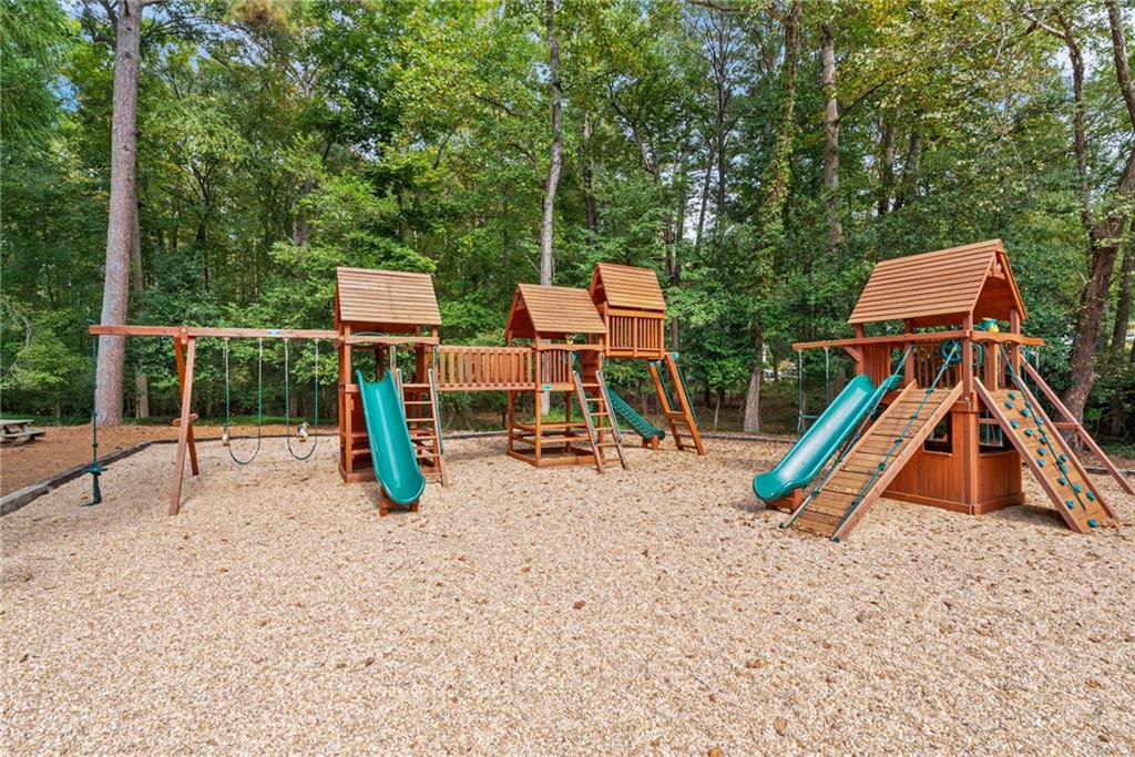 3690 Hermitage Drive