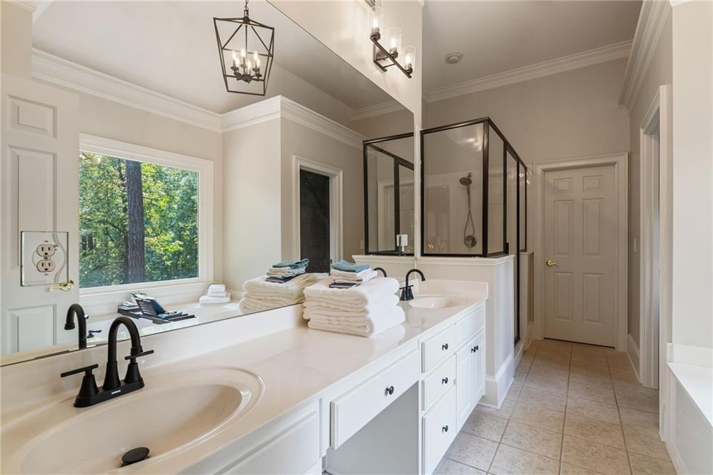 3690 Hermitage Drive