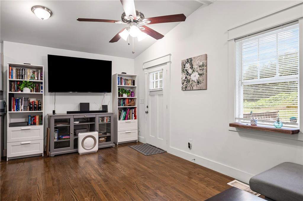 1621 Abner Terrace NW