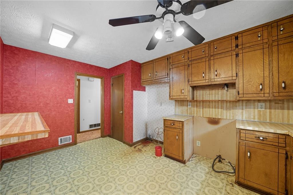 2105 Tropicana Drive