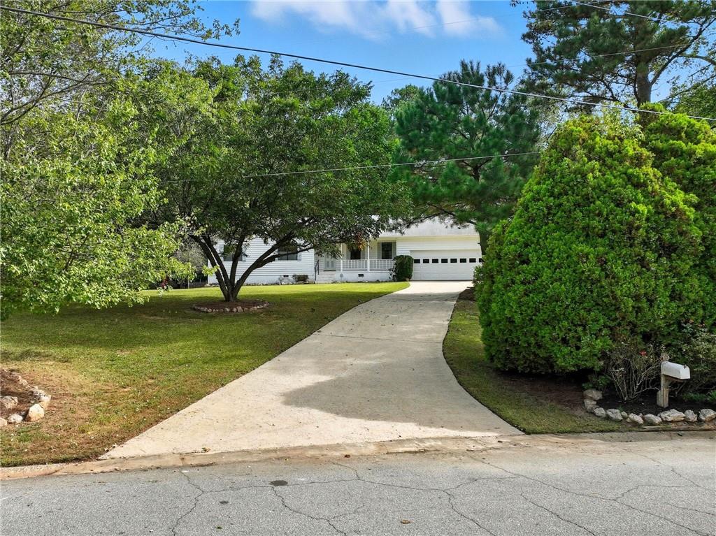 2105 Tropicana Drive
