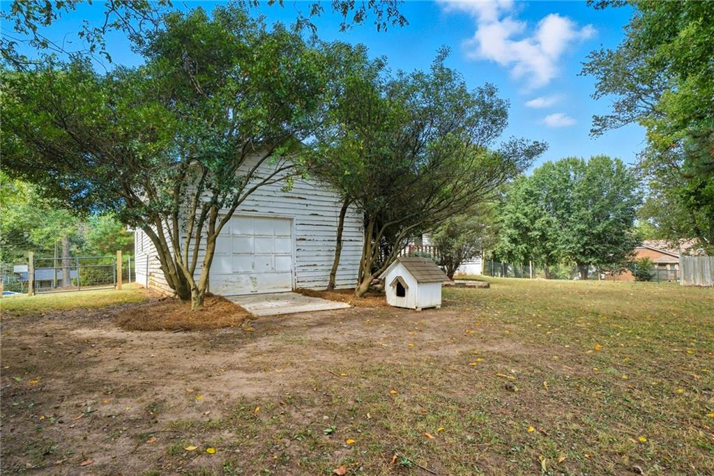 2105 Tropicana Drive