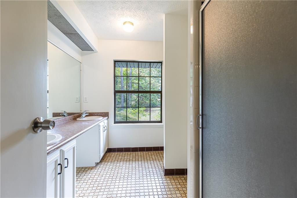 4268 Rocky Ledge Way