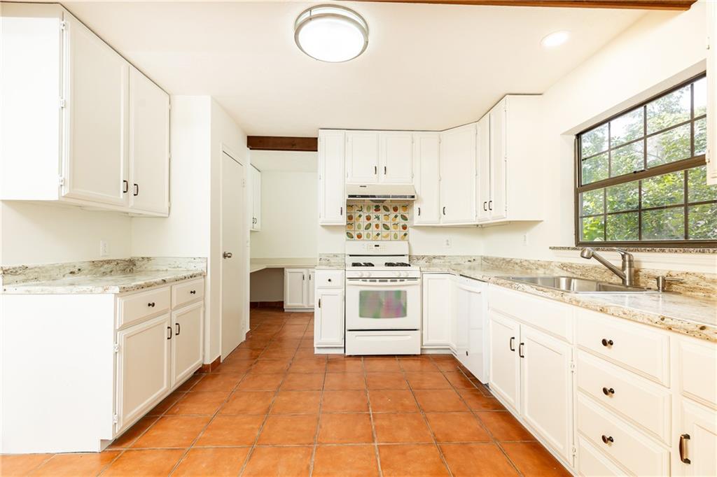 4268 Rocky Ledge Way