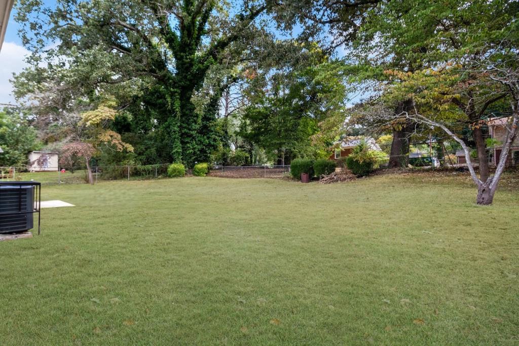 5316 The Savoy Street