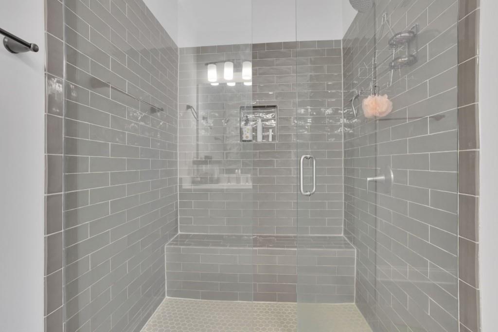 2798 Maddison Towns Avenue